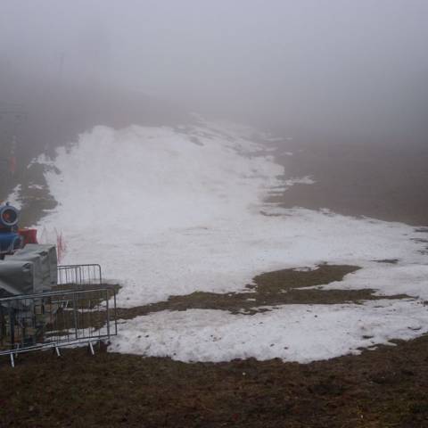 Od 7.1.2018 je prevádzka vlekov prerušená až do odvolania.