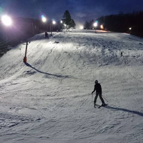 Dňa 19.1.2018 bude na Pezinskej Babe aj večerné lyžovanie.