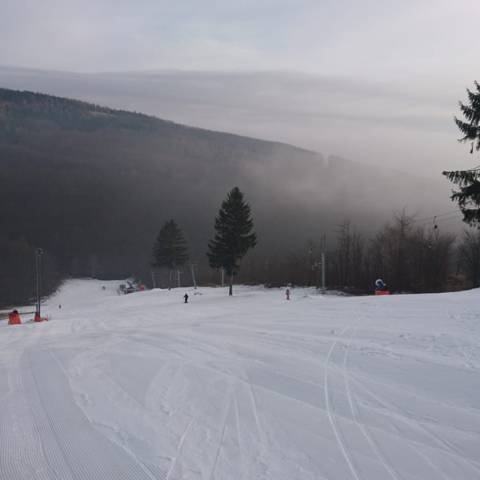 V prevádzke Pezinská Baba aj Zochova chata.