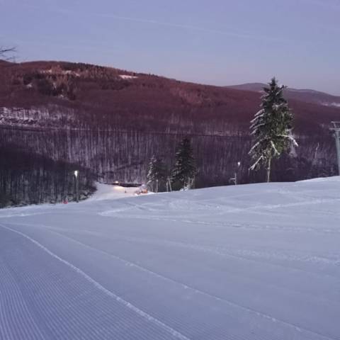 V prevádzke Pezinská Baba aj Zochova chata.