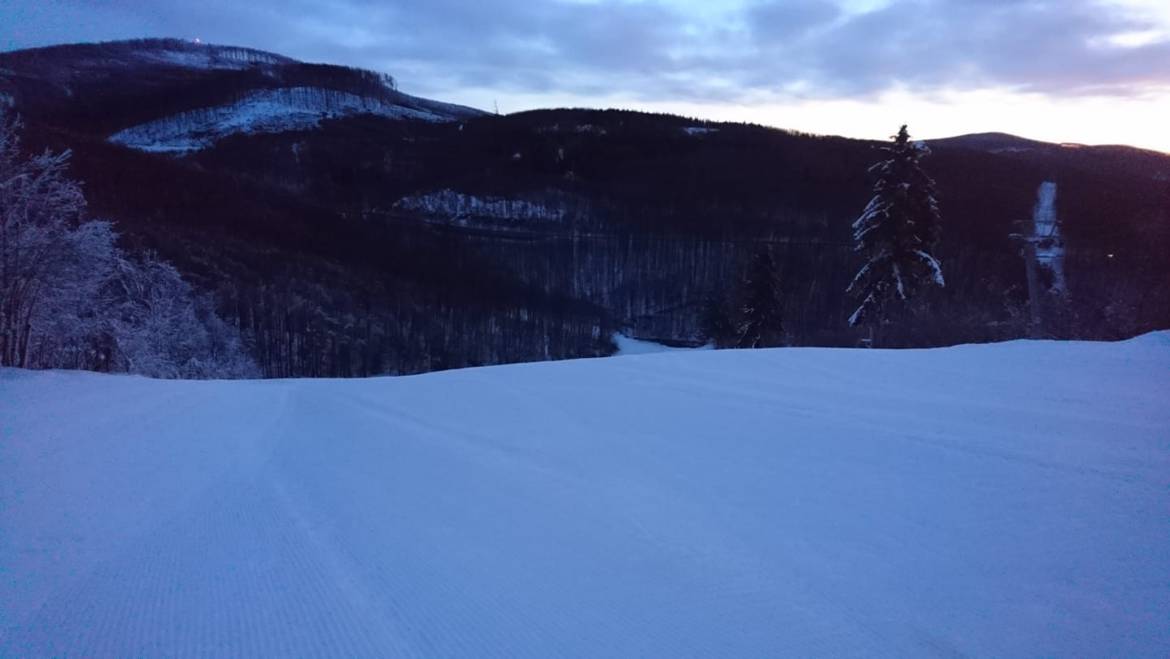 V prevádzke Pezinská Baba aj Zochova chata.