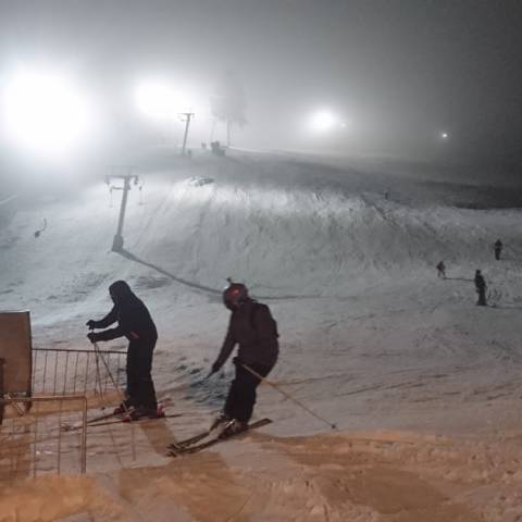 V prevádzke Pezinská Baba aj Zochova chata.