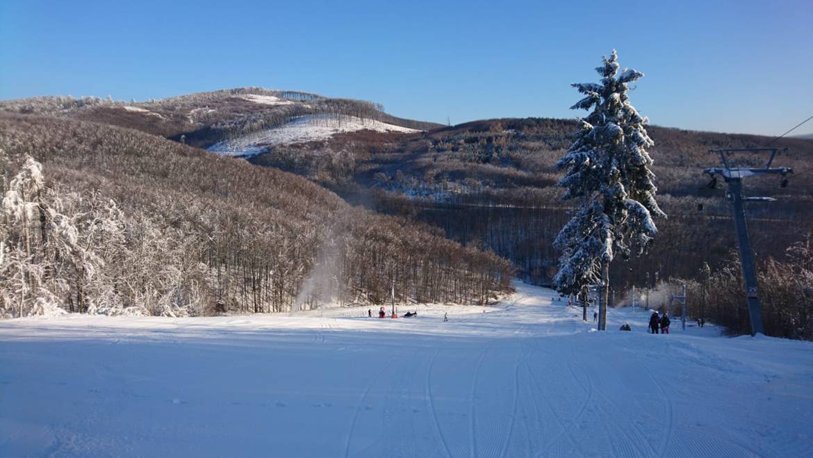 V prevádzke Pezinská Baba aj Zochova chata.