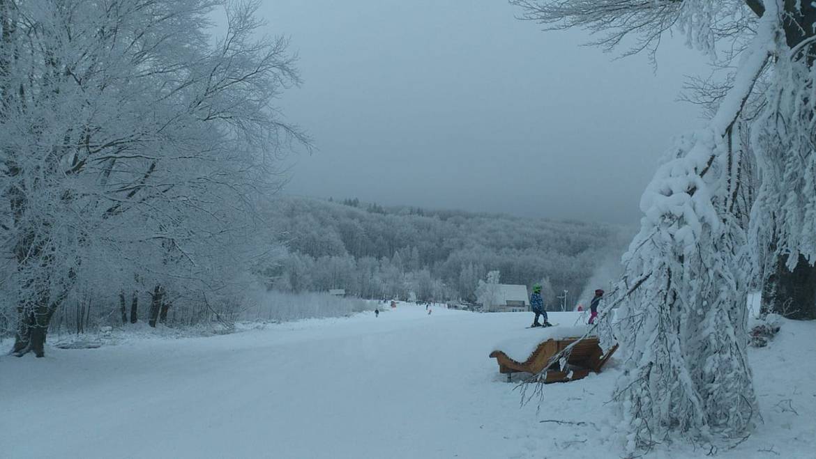 V prevádzke Pezinská Baba aj Zochova chata.