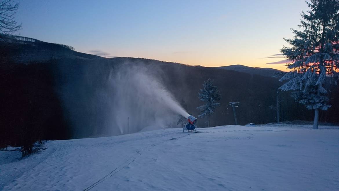Prevádzka vlekov je PRERUŠENÁ až do odvolania.