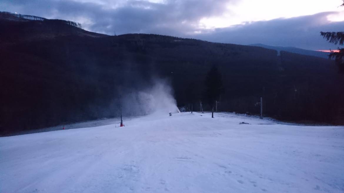 Dnes v prevádzke Pezinská Baba aj Zochova chata.