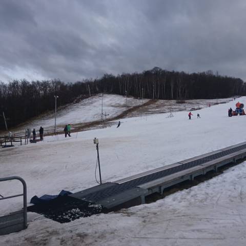 Dnes v prevádzke stredisko Zochova chata.