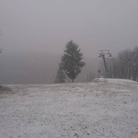 Od obeda už sneží.