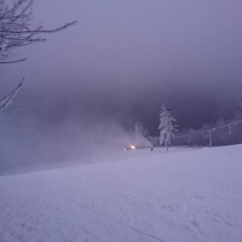 V prevádzke zatiaľ aspoň pás SunKid30 na Zochovej chate.