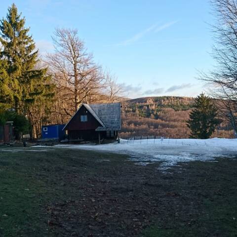 Na Babe je prevádzka prerušená, na Zochovej je v prevádzke pás.