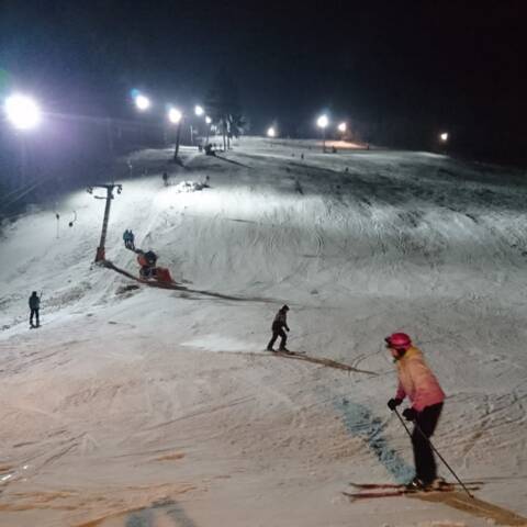 Denná a večerná prevádzka na Pezinskej Babe.