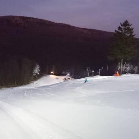 Prevádzka v oboch strediskách aj v pracovných dňoch.