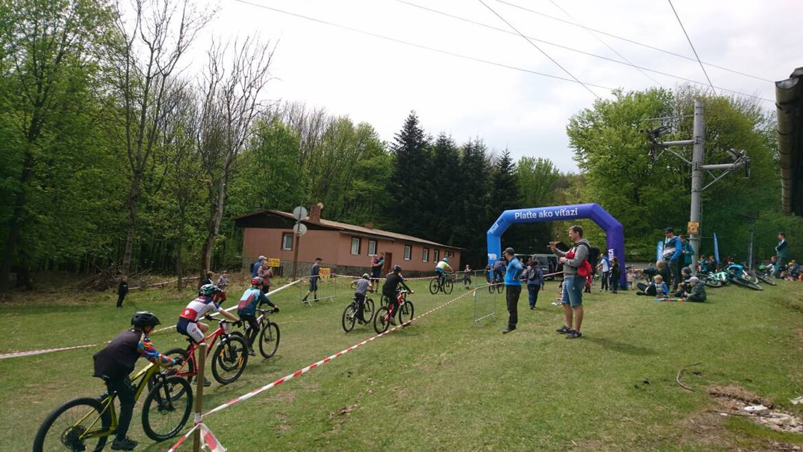 MEDVEDiCA BIKE TOUR 2022 on Pezinská Babe on 1.5.2022.