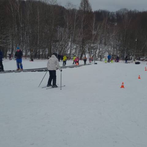 Prevádzka vlekov v oboch strediskách.