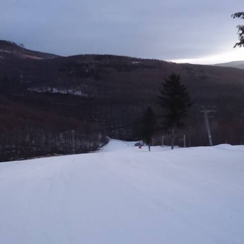 Prevádzka v oboch strediskách.