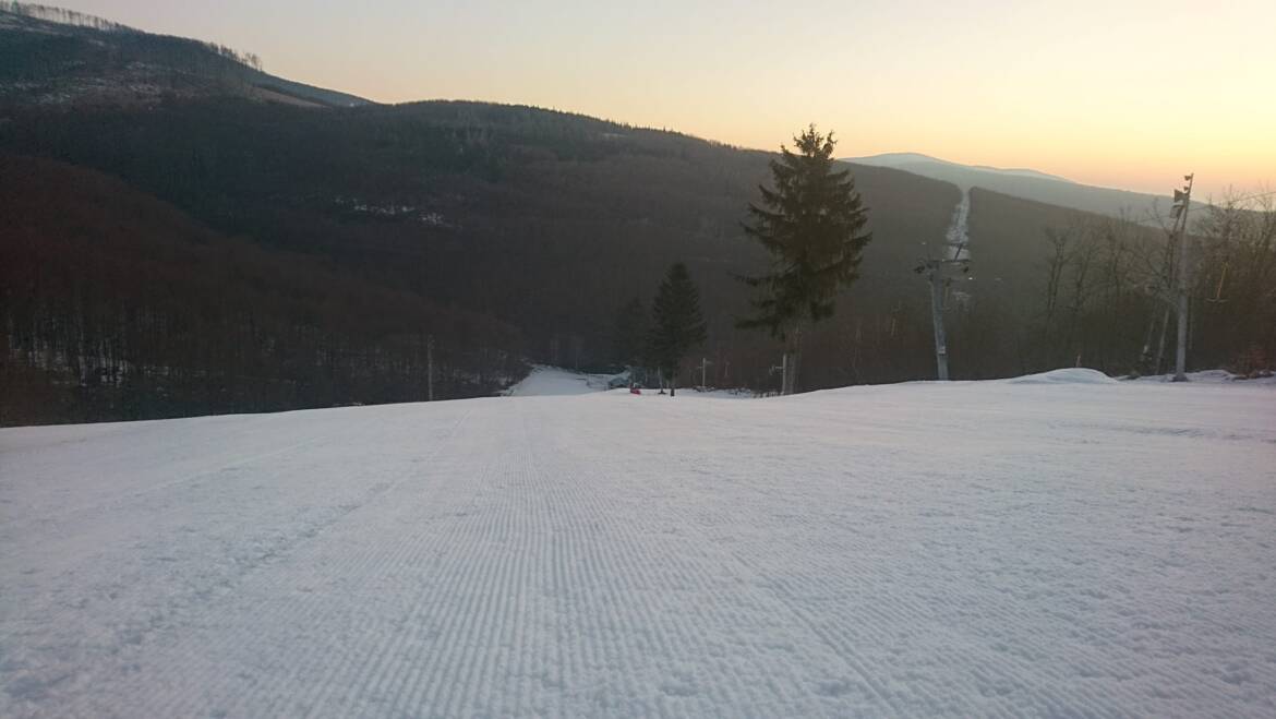 Prevádzka v oboch strediskách.