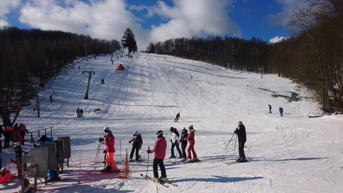 Prevádzka v oboch strediskách.