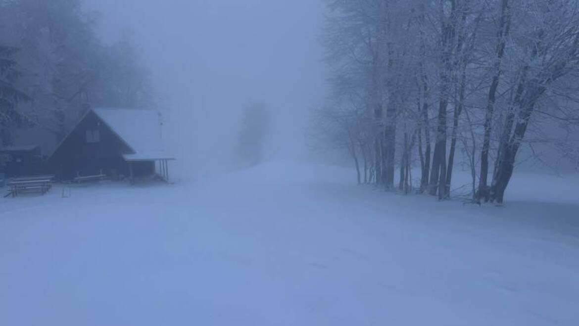 Želáme vám všetko najlepšie v novom roku 2025.