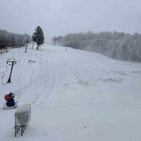 Nenároční nadšenci bežkovania môžu využiť prvý sneh.
