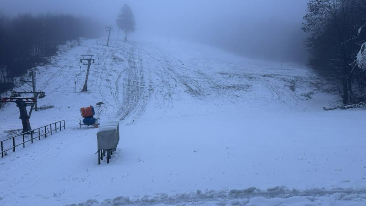Oteplenie a dážď neobišli ani Pezinskú Babu.