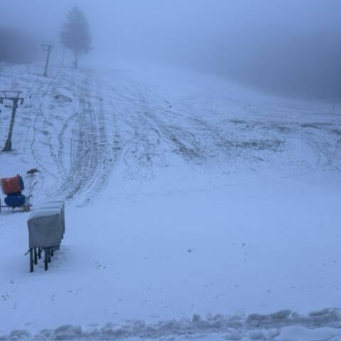 Oteplenie a dážď neobišli ani Pezinskú Babu.