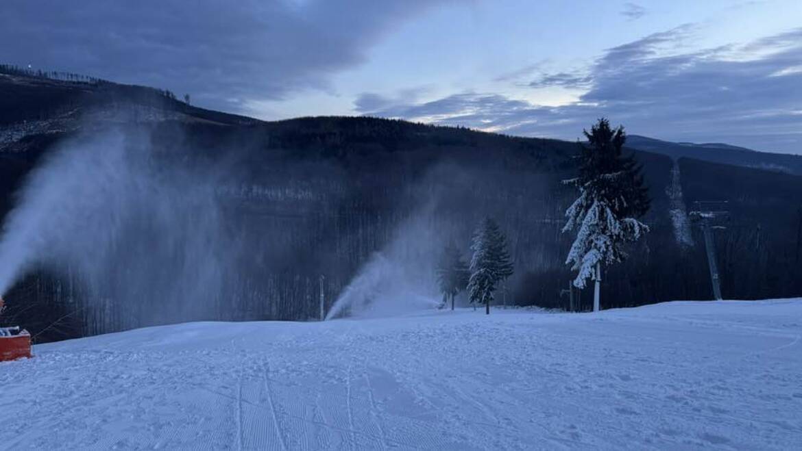 Prevádzka je v oboch strediskách.