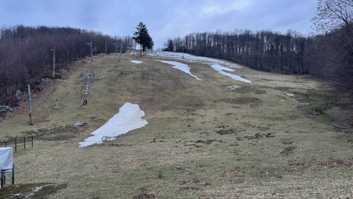 Takmer všetok napadnutý sneh sa roztopil.